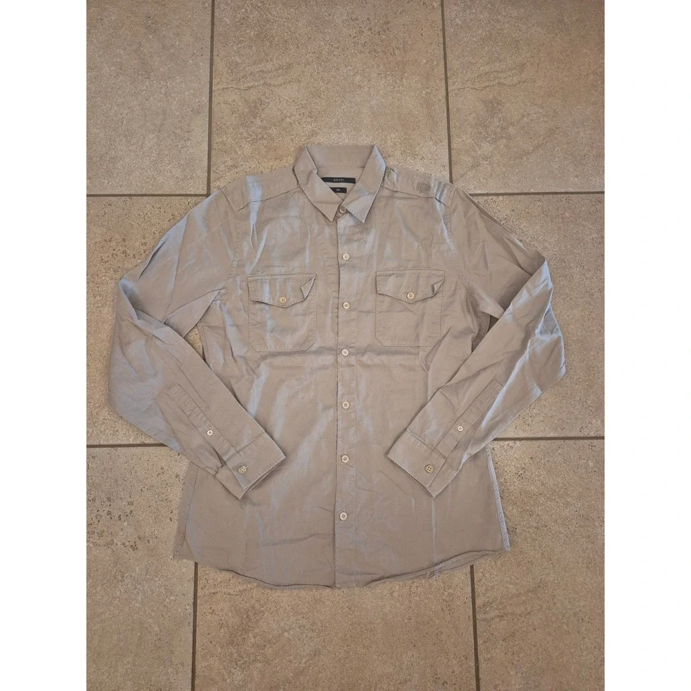 Gucci Men's Beige Slim Fit Button-up Shirt - Size: 16½ - Large